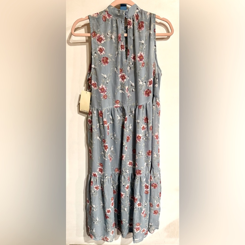Live to be spoiled, Floral dress, Size L, NWT